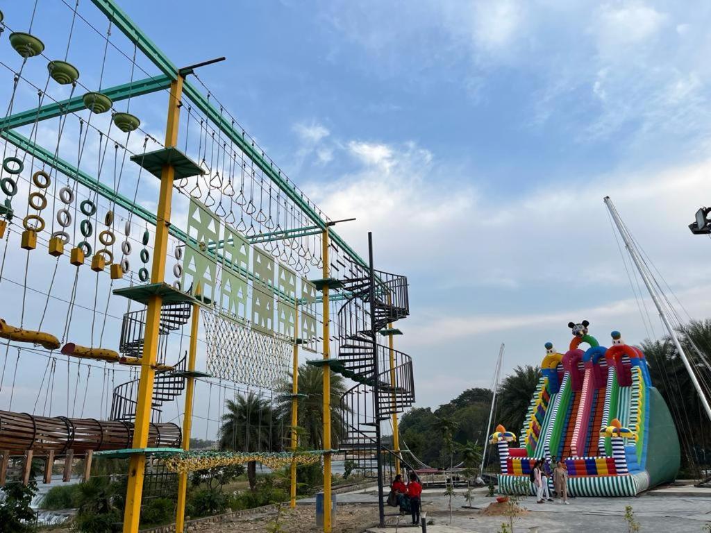 Hotel Eco Park Rewa Exterior photo